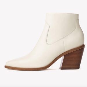 rag & bone Razor Leather Ankle Boots in Antique White NWOT Size 39.5 / 9